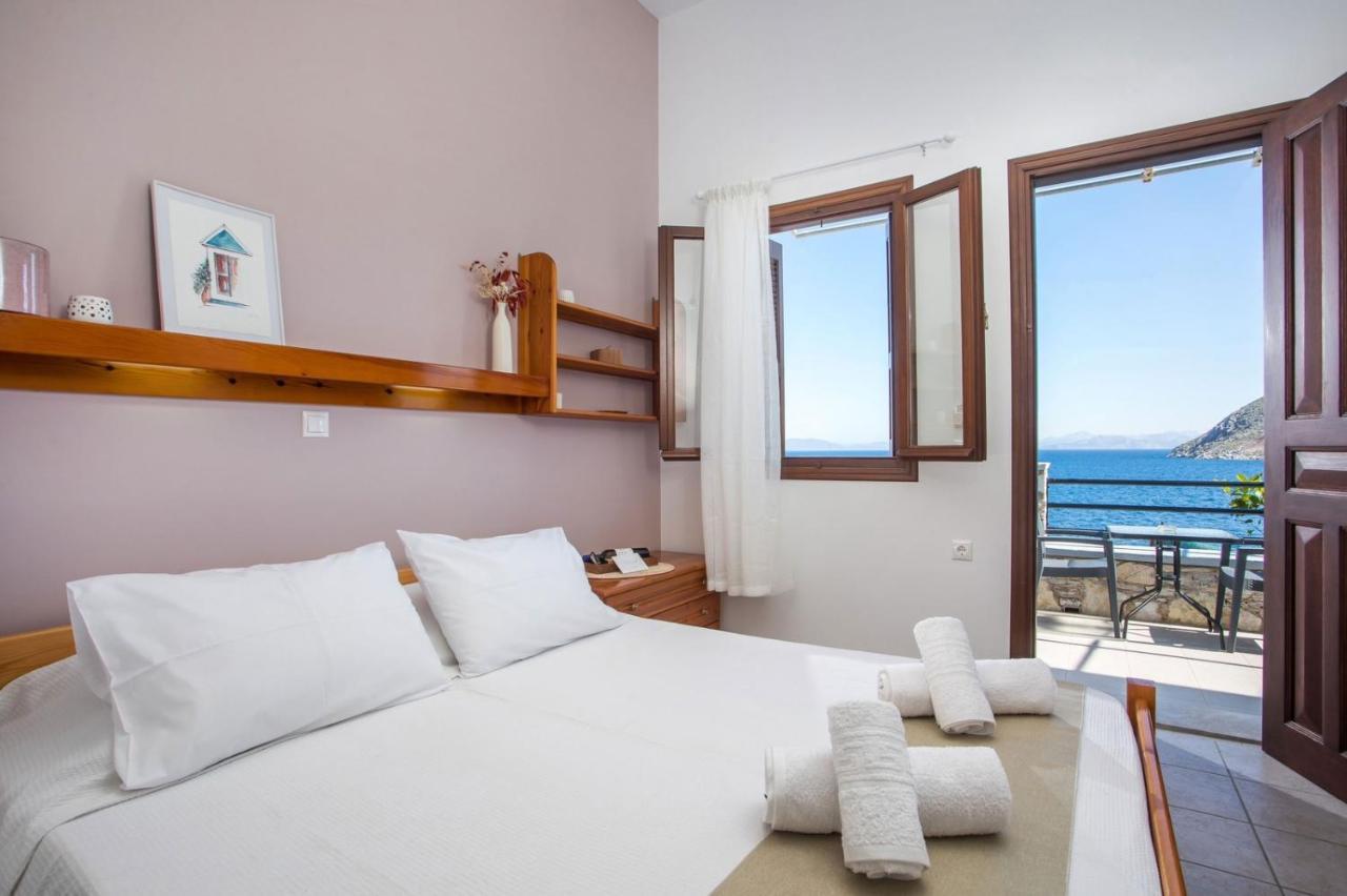 Margaritas Apartments Sými Esterno foto
